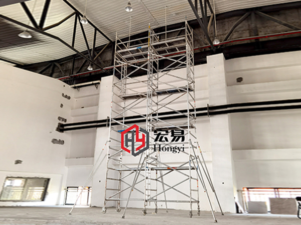 正确(que)安裝鋁合(hé)金腳手架(jia)的十大步(bù)驟方法